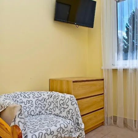 G19 Δωμάτια σε οικογενειακή κατοικία