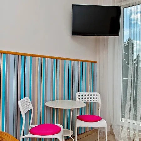 Δωμάτια σε οικογενειακή κατοικία G19 *